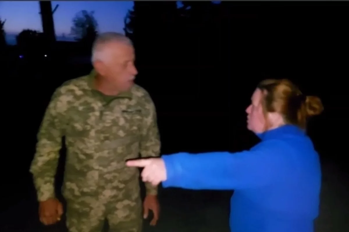На Украине пьяные военкомы угрожали женщинам, защищавшим призывника