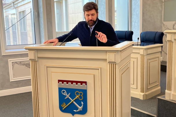 Депутата ЗакСа Ленобласти Звонкова оштрафовали во время поездки на каршеринге